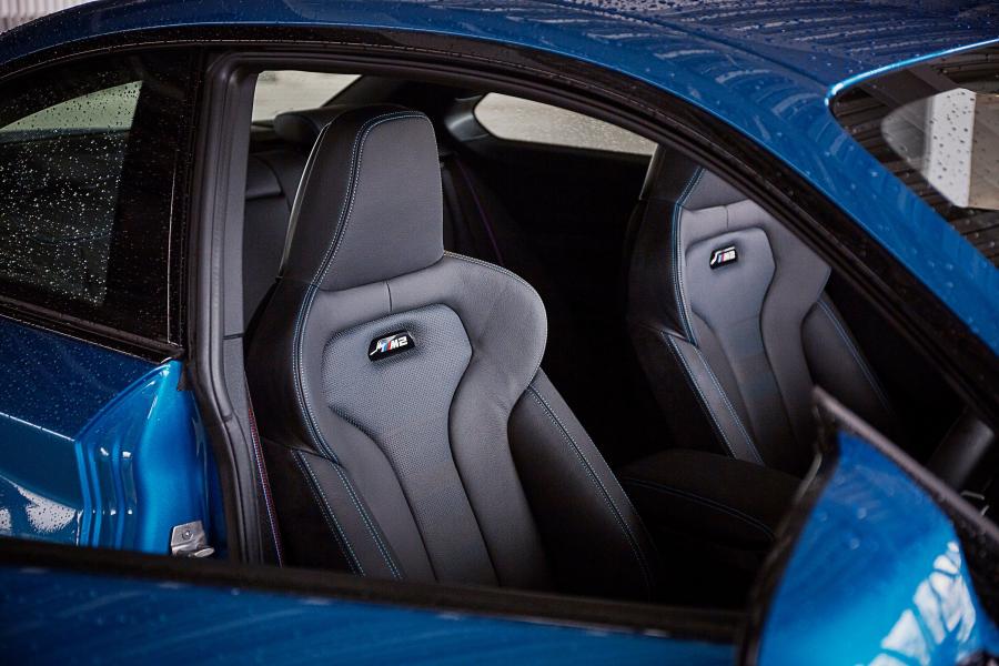 Интерьер BMW M2 Competition (F87) 2018 года  (JP) (фото 5 из 13)
